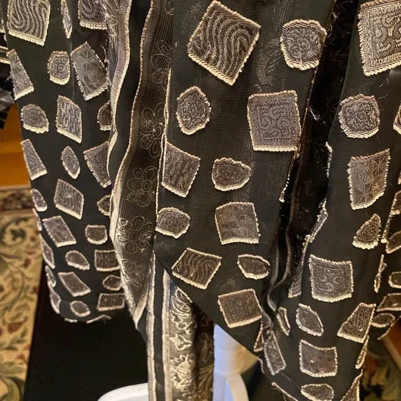 Victoria’s Secret COLLECTION Silver and Black Robe - Picture 6 of 8